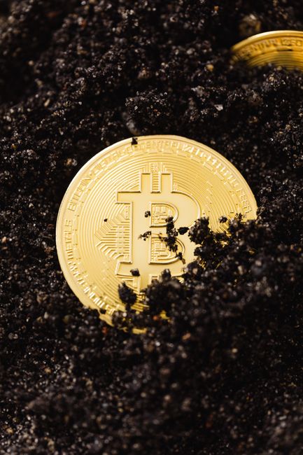 Bitcoin coin representing mining difficulty adjustment and network hashrate